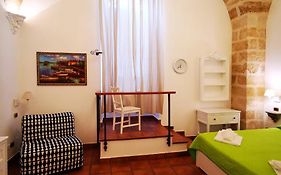 Room N.22 Suite & Apartment